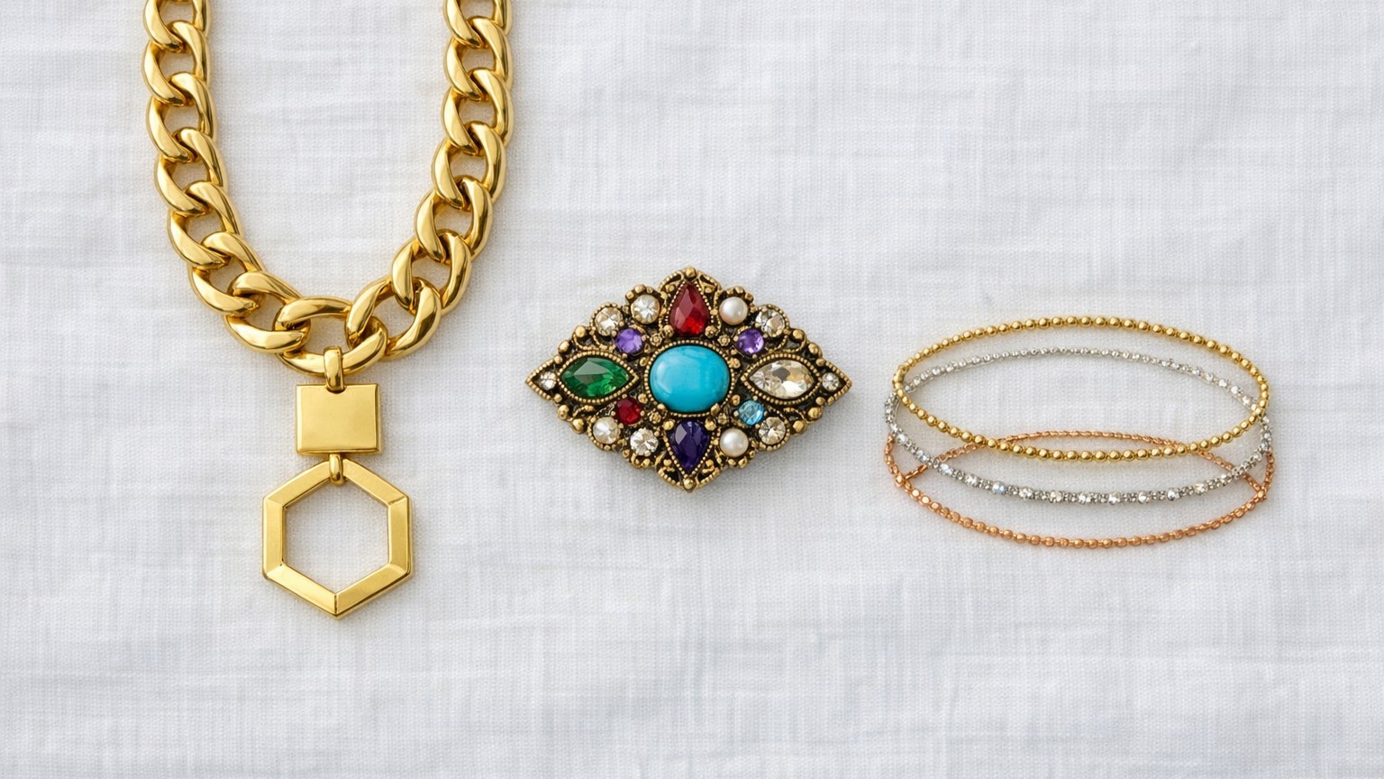 Tres accesorios por menos de 10 € transforman tu look de verano: el secreto que las tiendas low cost no quieren que sepas